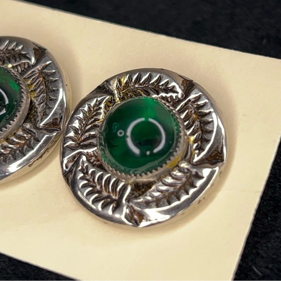 Vintage Silver Green Leaf Design Round Earrings Ornate Estate Retro Goth Elegant - Picture 2 of 8